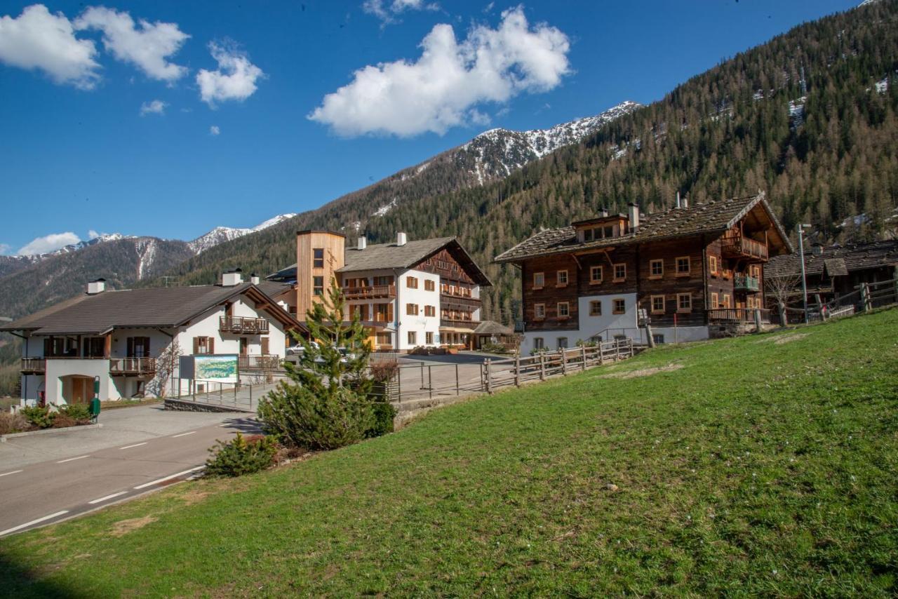 Hotel Ultnerhof Santa Gertrude Exteriör bild