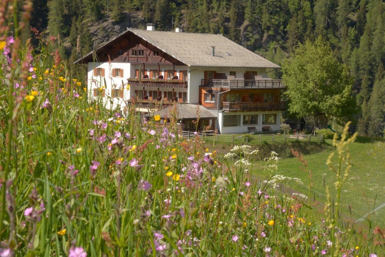 Hotel Ultnerhof Santa Gertrude Exteriör bild