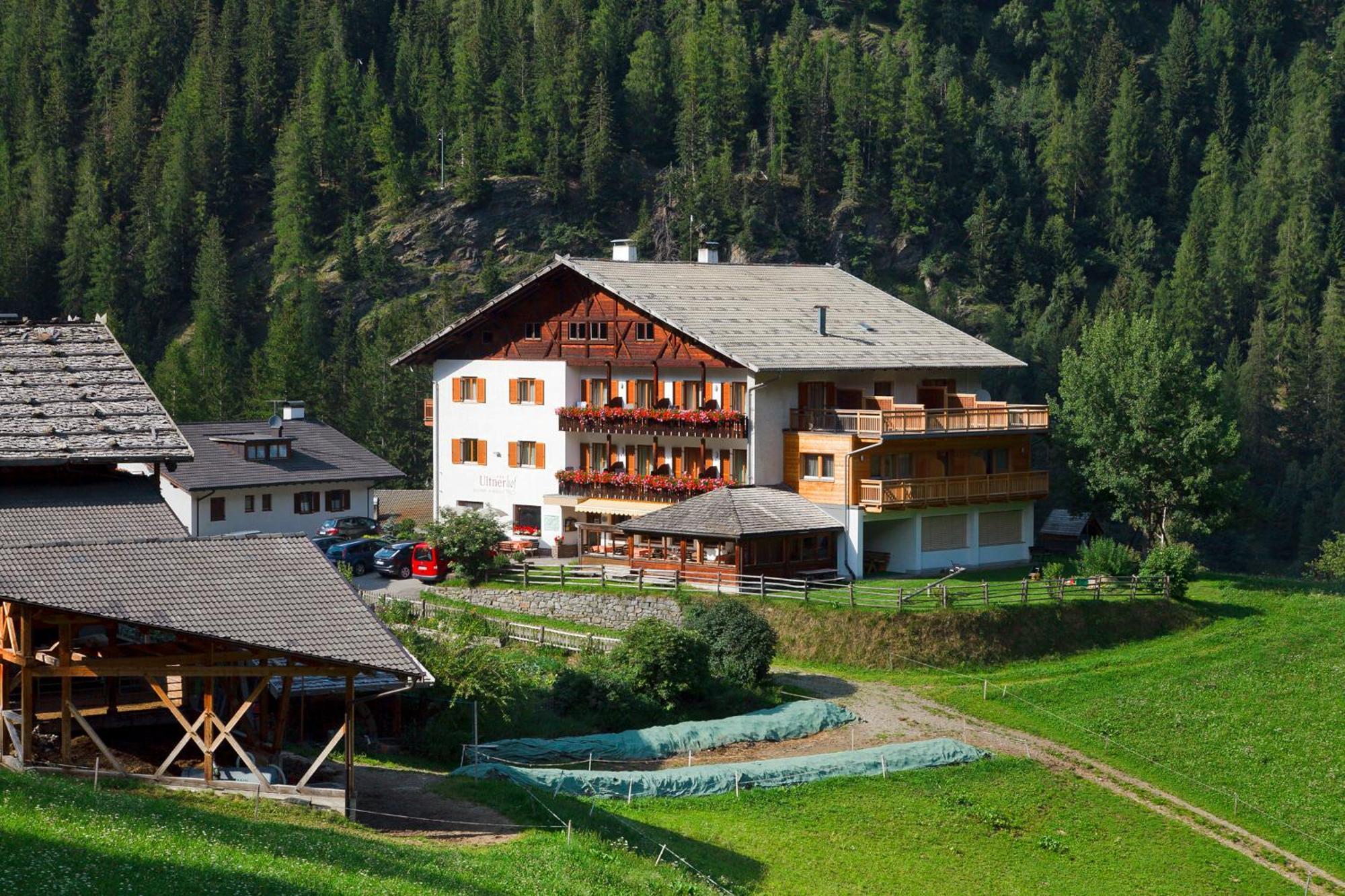 Hotel Ultnerhof Santa Gertrude Exteriör bild