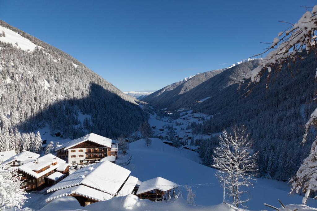 Hotel Ultnerhof Santa Gertrude Exteriör bild