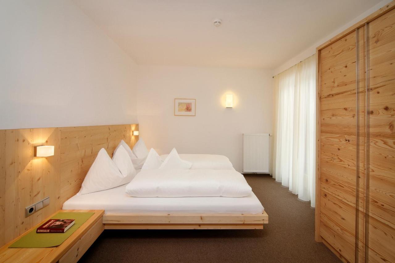 Hotel Ultnerhof Santa Gertrude Exteriör bild